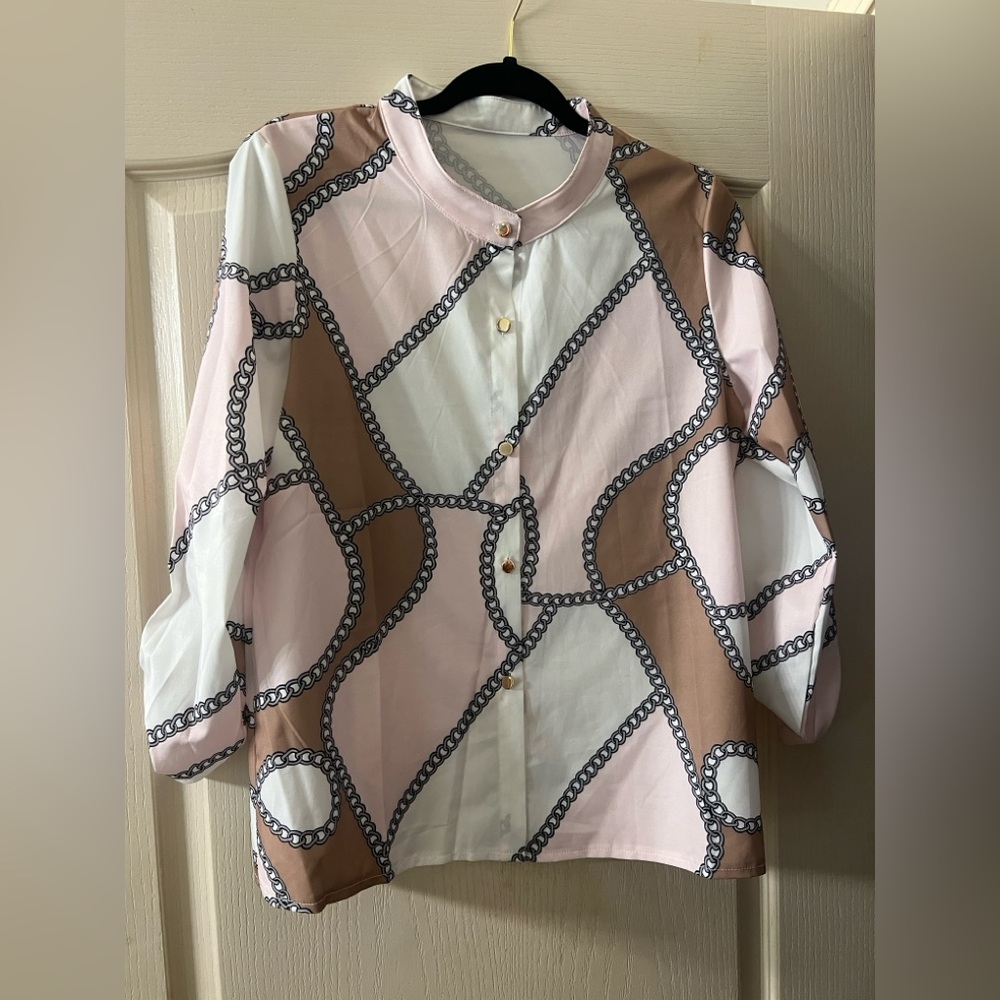 Vintage Chic Chain Print Blouse